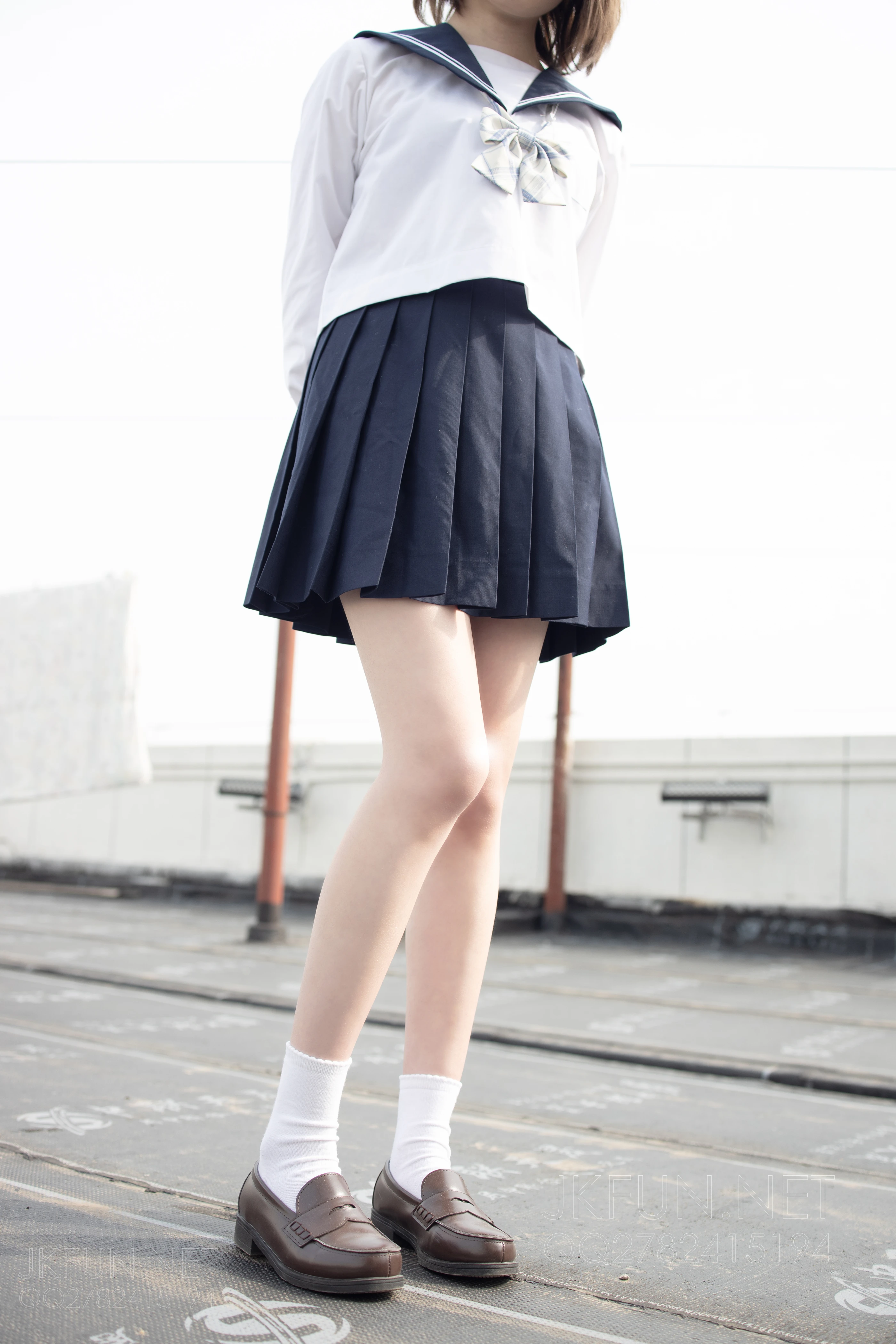 森萝财团 [JKFUN-002] Aika 可爱学妹丝足 [230P 1V]插图